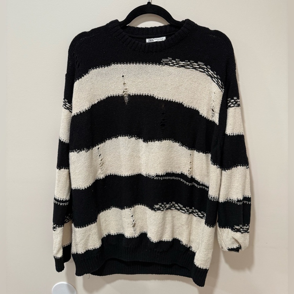 Zara Black and Cream Striped Sweater